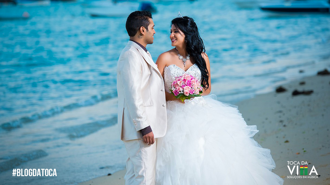 Música ideal para casamento na praia