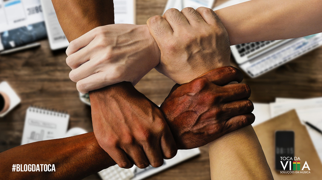 Eventos corporativos virtuais e híbridos